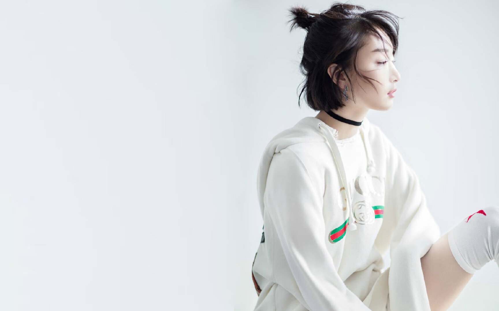 九游sports-“闪电超车瞬间！”——赛车界的年度绝美瞬间，闪电跑车