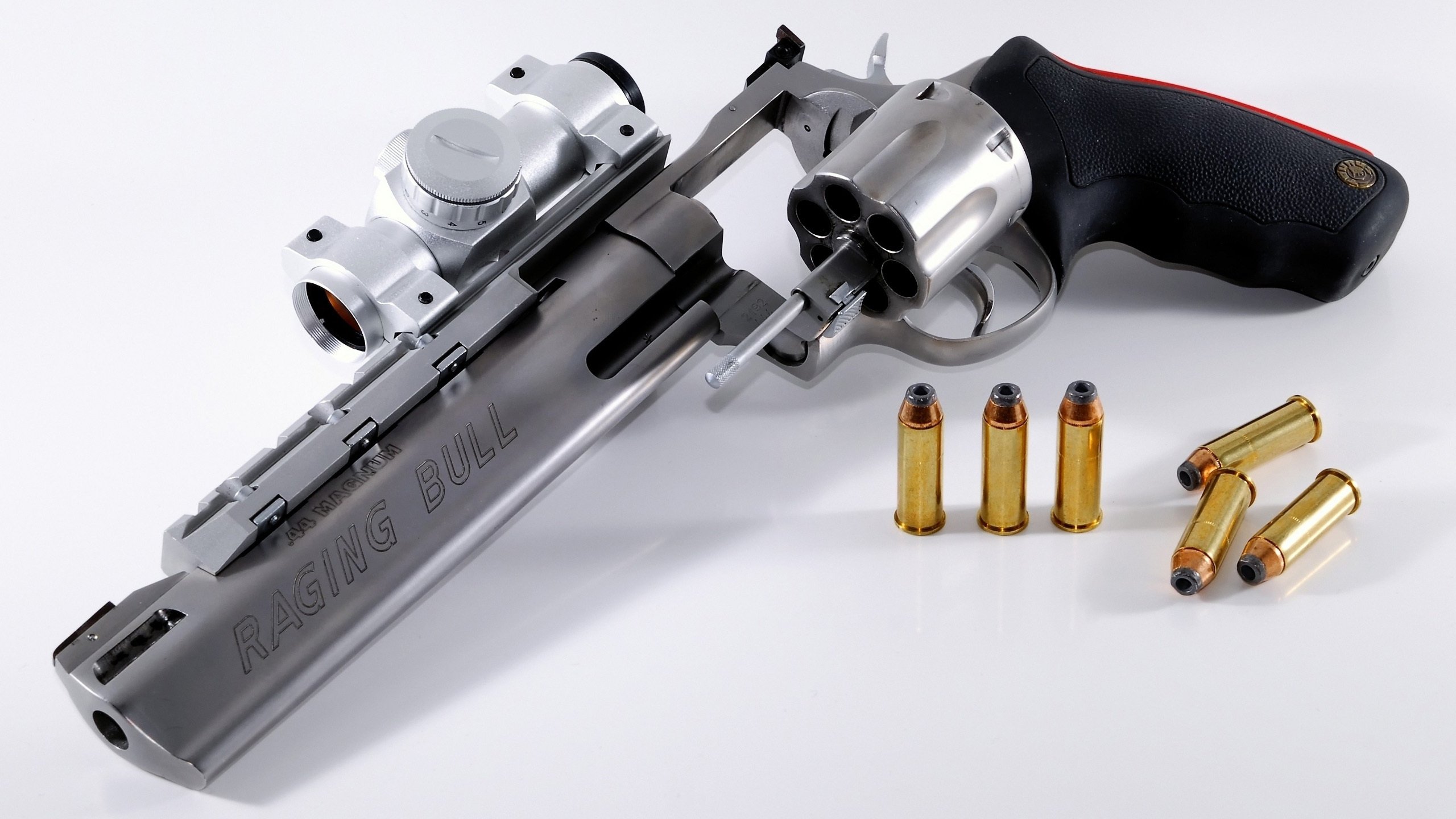 英格兰被逼平，仍以净胜球出线，英格兰输球了