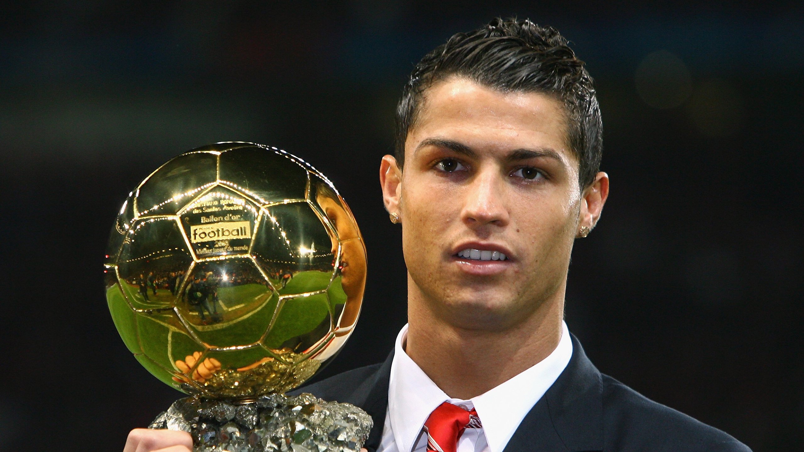 哈里·马奎尔因伤无缘欧洲杯，表达失望之情，哈里马奎尔绰号